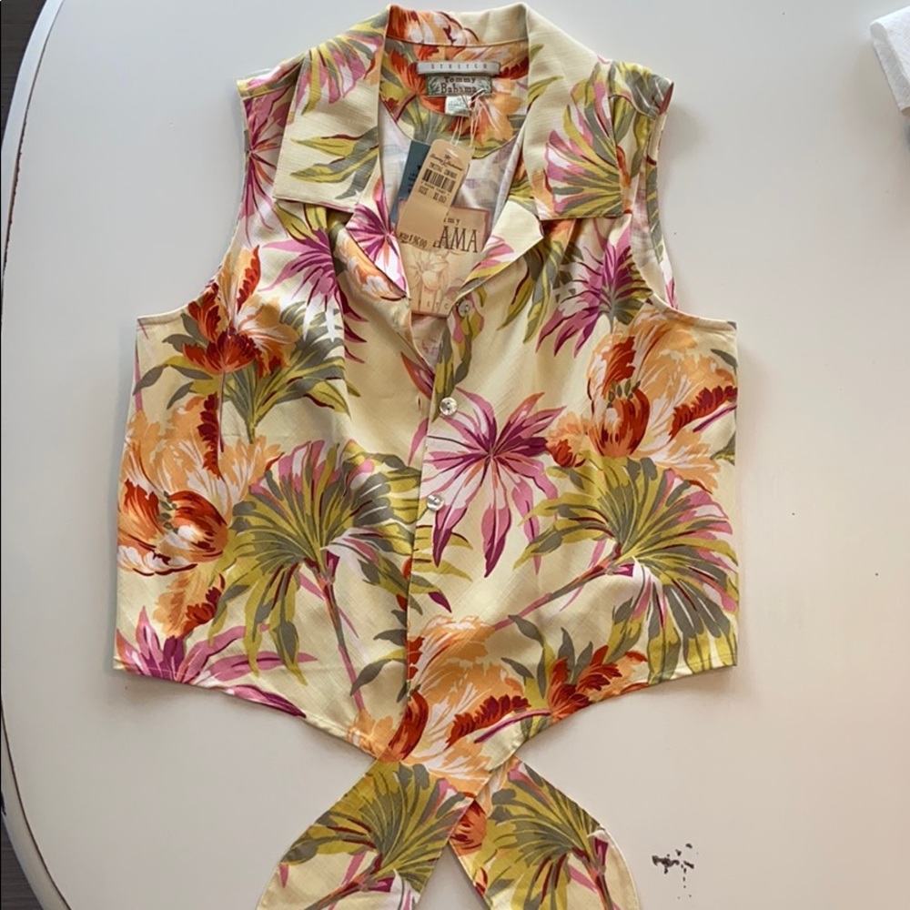 NWT Tommy Bahama Women’s Crop Top Tie Front Top